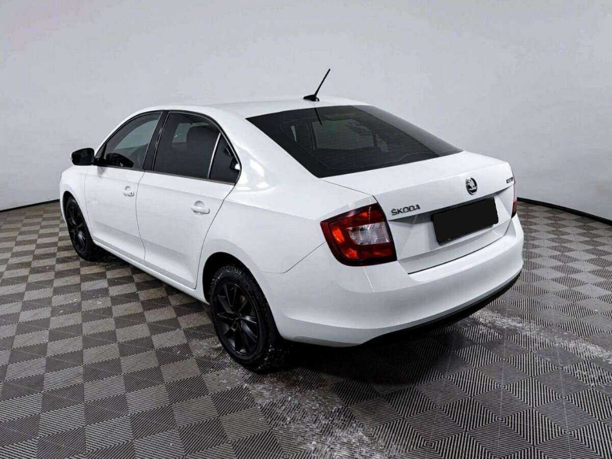 Skoda Rapid б/у, 2017, Механическая. Фото: #6