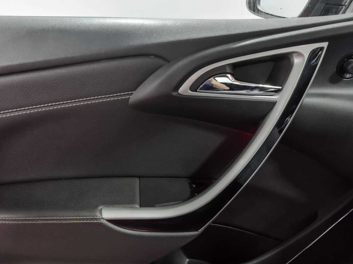 Opel Astra б/у, 2013, Автоматическая. Фото: #8