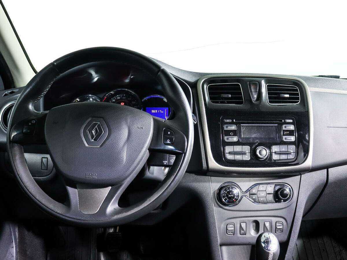 Renault Sandero б/у, 2016, Механическая. Фото: #9