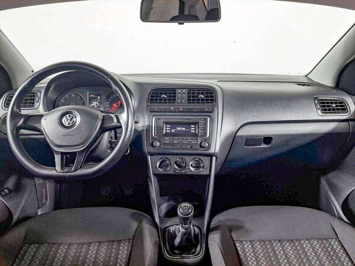 Volkswagen Polo б/у, 2018, Механическая. Фото: #10