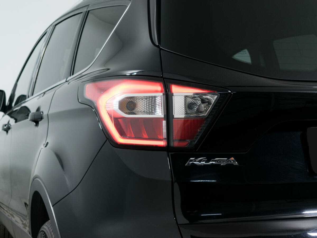 Ford Kuga б/у, 2017, Автоматическая. Фото: #19