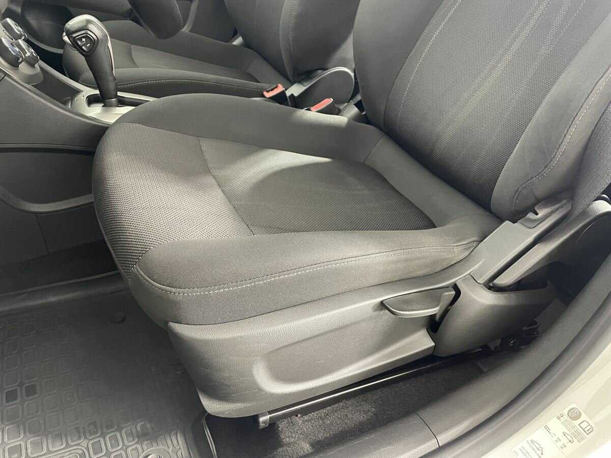 Chevrolet Aveo б/у, 2014, Автоматическая. Фото: #8