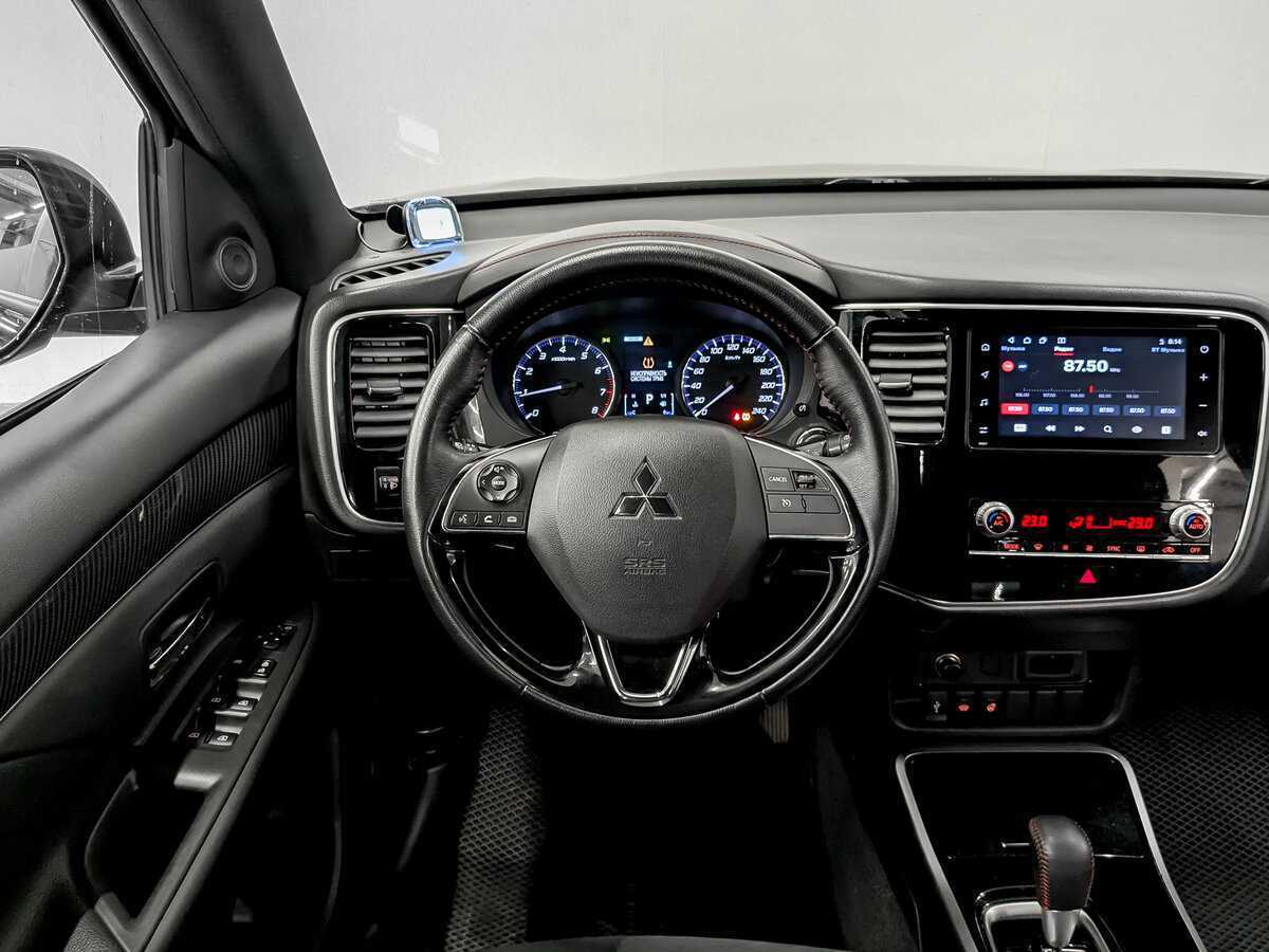 Mitsubishi Outlander б/у, 2021, Вариатор. Фото: #19