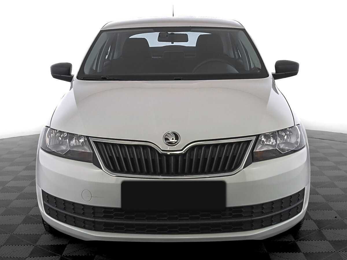 Skoda Rapid б/у, 2017, Механическая. Фото: #1
