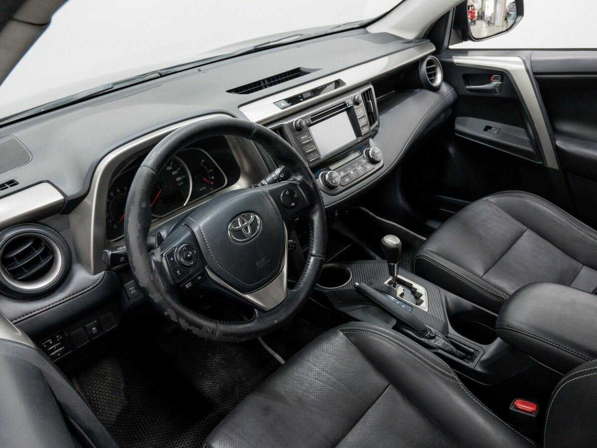 Toyota RAV4 б/у, 2014, Автоматическая. Фото: #12