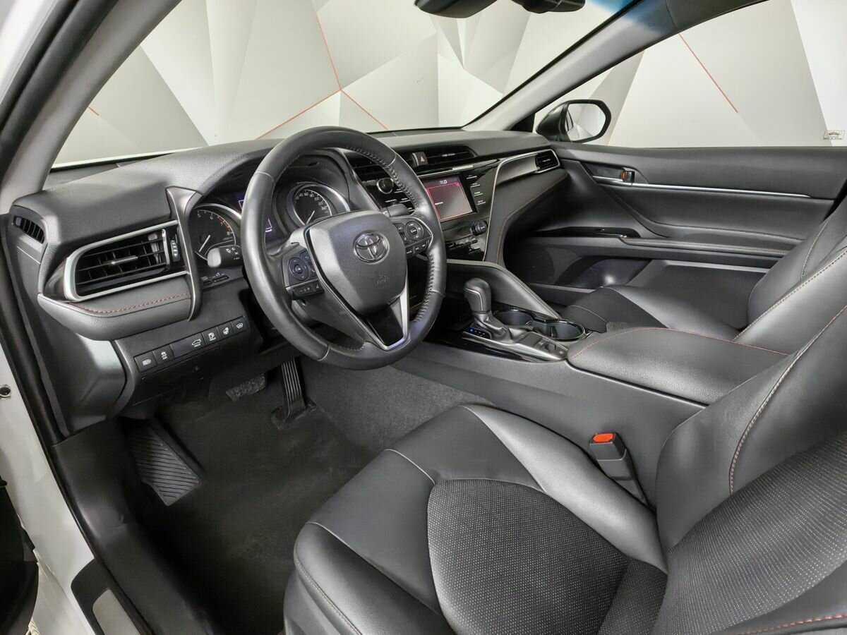 Toyota Camry б/у, 2020, Автоматическая. Фото: #13
