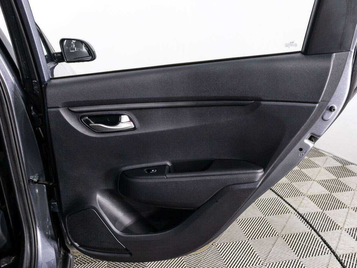 Kia Rio б/у, 2021, Механическая. Фото: #23