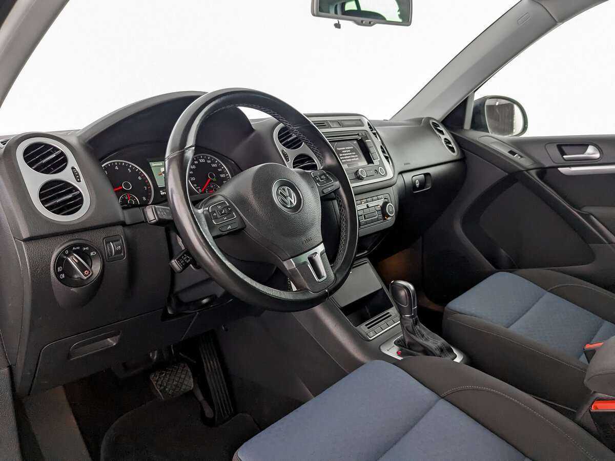 Volkswagen Tiguan б/у, 2013, Автоматическая. Фото: #13