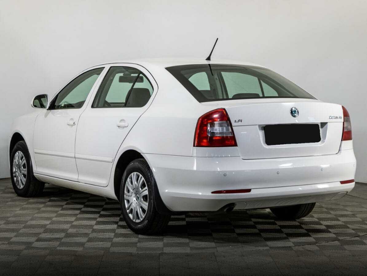 Skoda Octavia б/у, 2013, Механическая. Фото: #5