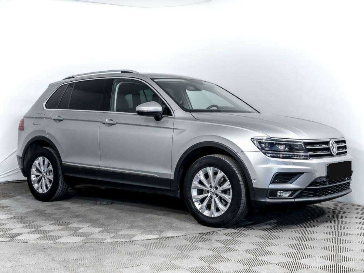 Volkswagen Tiguan б/у, 2017, Роботизированная. Фото: #2