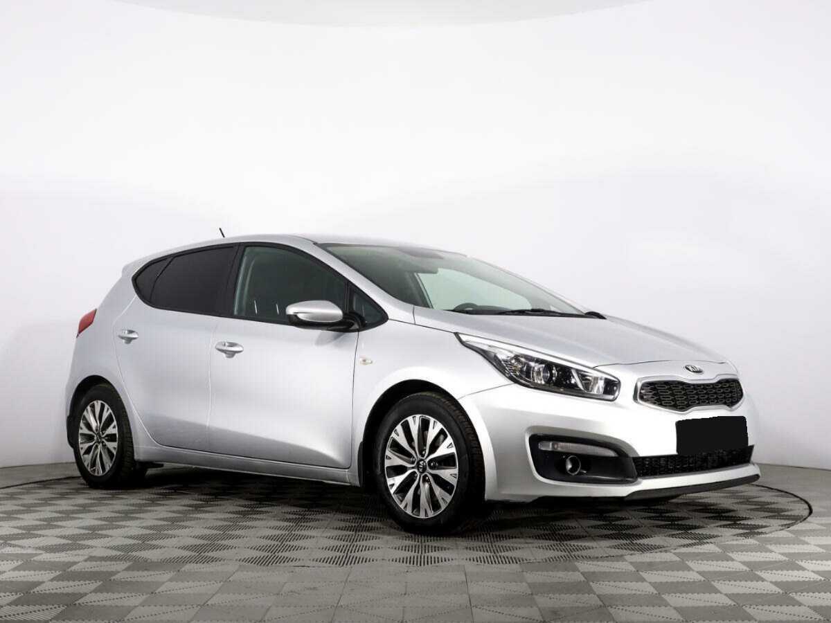 Kia Ceed б/у, 2016, Автоматическая. Фото: #2