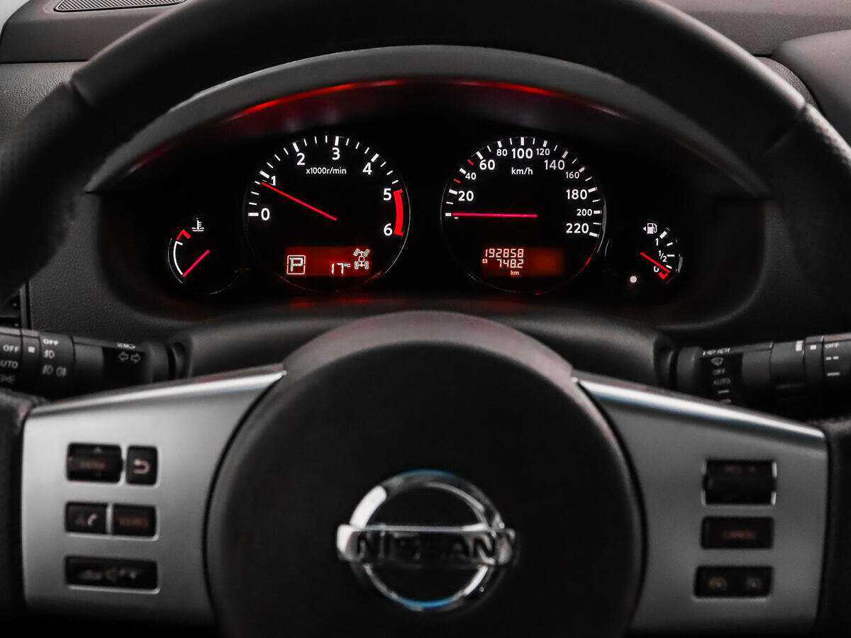 Nissan Pathfinder б/у, 2012, Автоматическая. Фото: #21