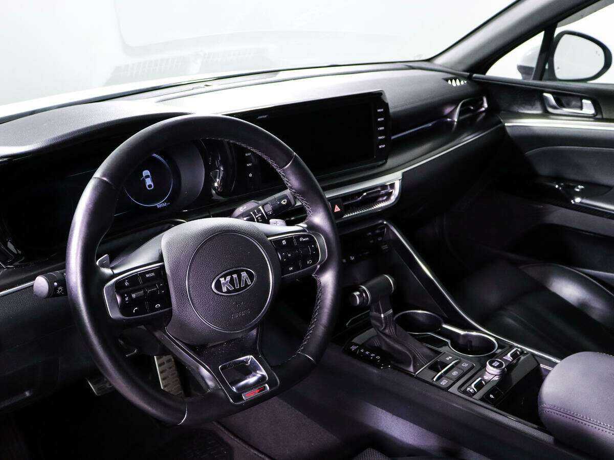 Kia K5 б/у, 2021, Автоматическая. Фото: #11