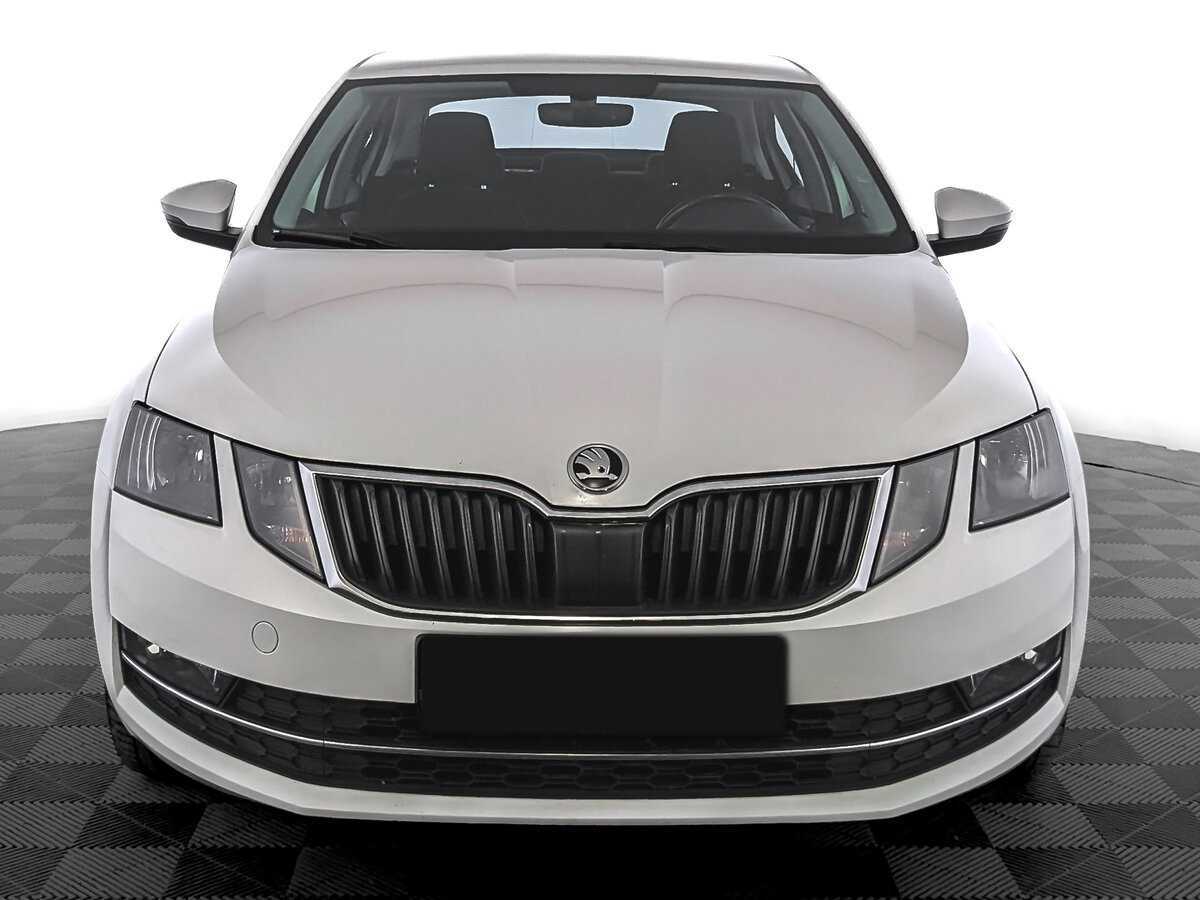Skoda Octavia б/у, 2019, Механическая. Фото: #1