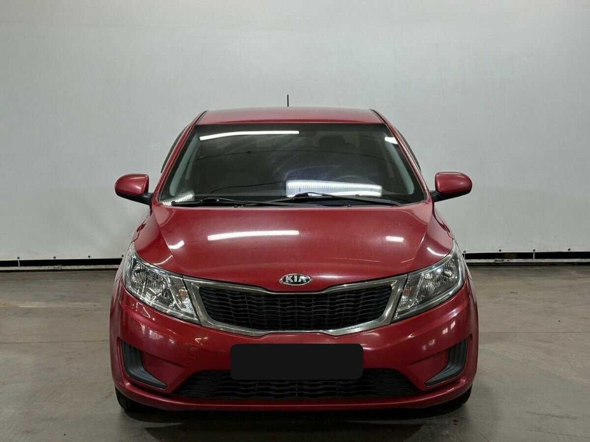 Kia Rio б/у, 2013, Автоматическая. Фото: #1