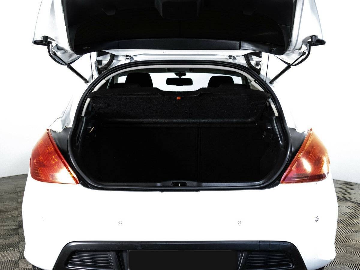 Peugeot 308 б/у, 2012, Автоматическая. Фото: #12