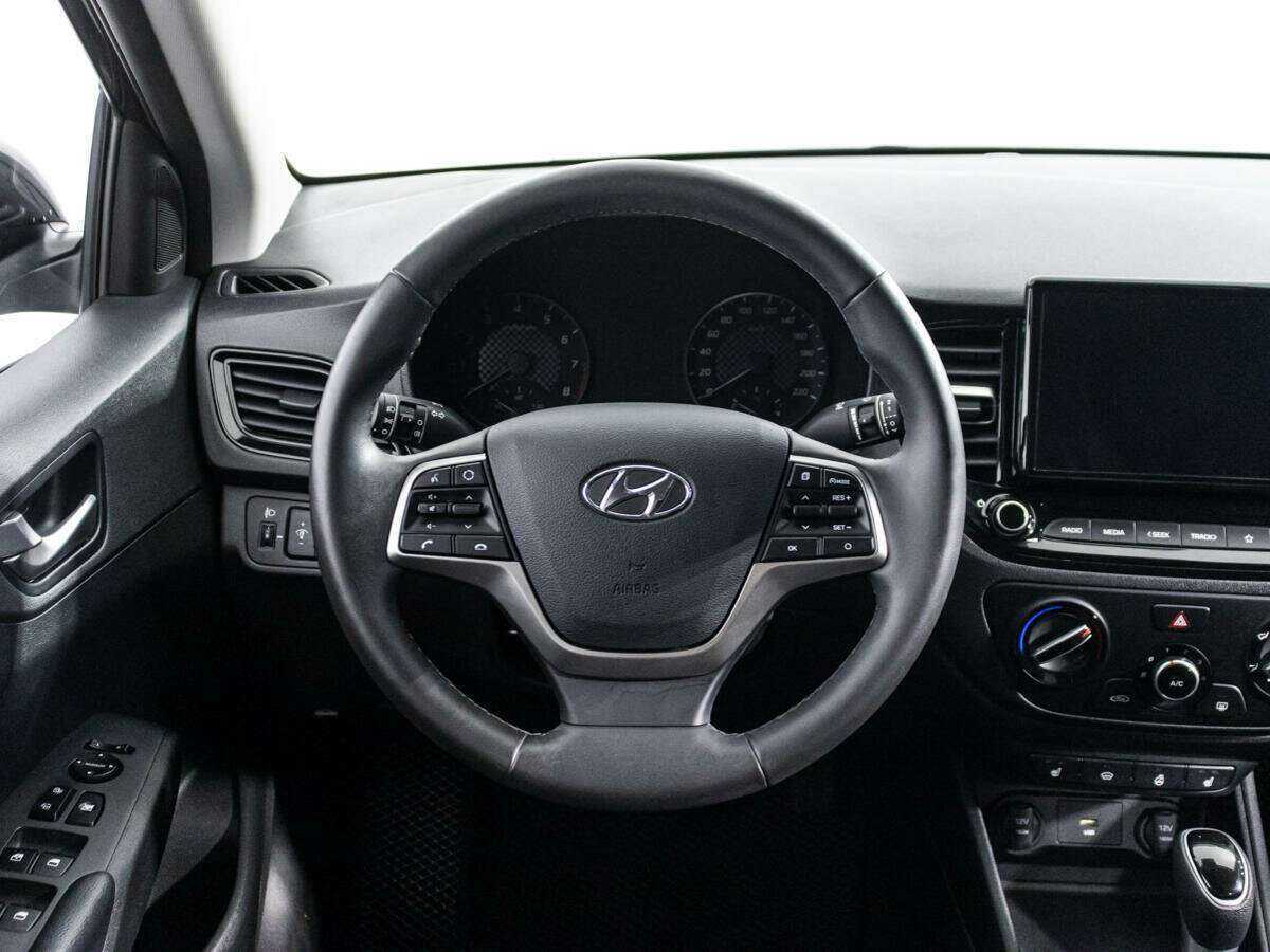 Hyundai Solaris б/у, 2021, Автоматическая. Фото: #17