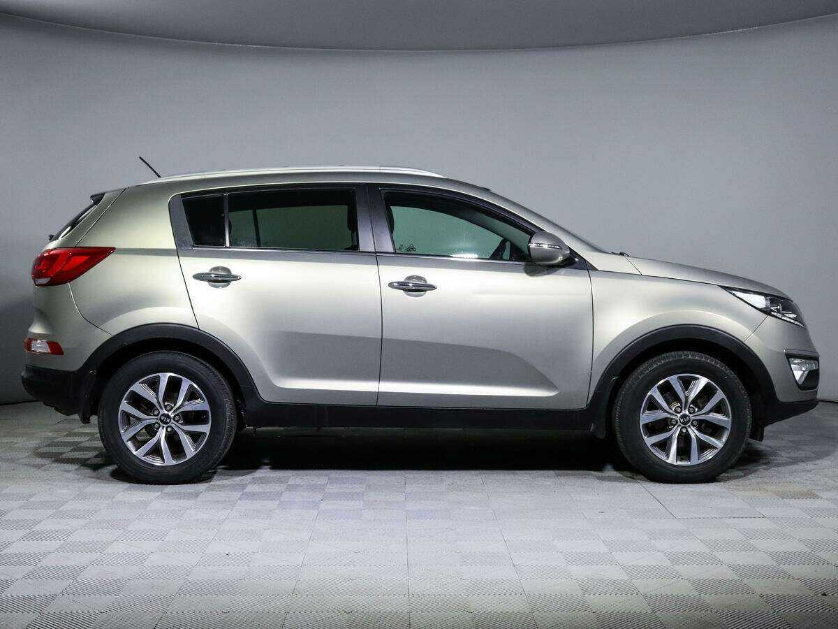 Kia Sportage б/у, 2014, Механическая. Фото: #2