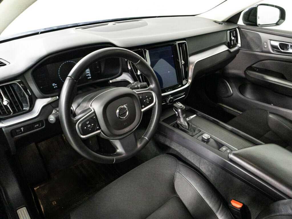 Volvo V60 б/у, 2018, Автоматическая. Фото: #10