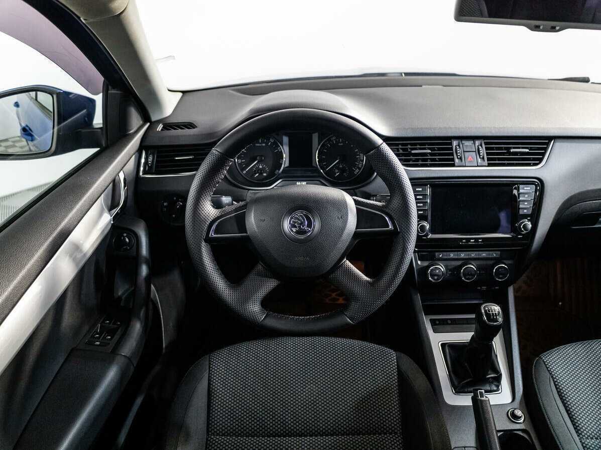 Skoda Octavia б/у, 2013, Механическая. Фото: #12