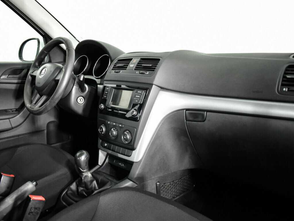 Skoda Yeti б/у, 2016, Механическая. Фото: #8