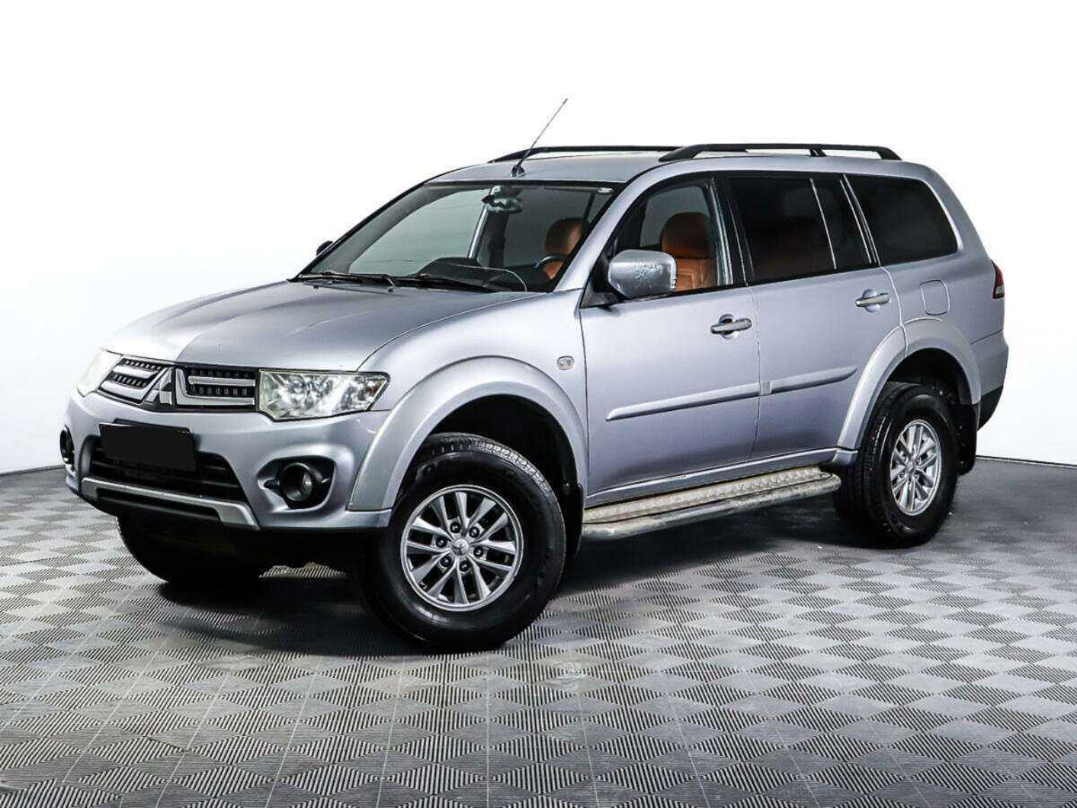 Mitsubishi Pajero Sport б/у, 2014, Механическая. Посмотреть фото