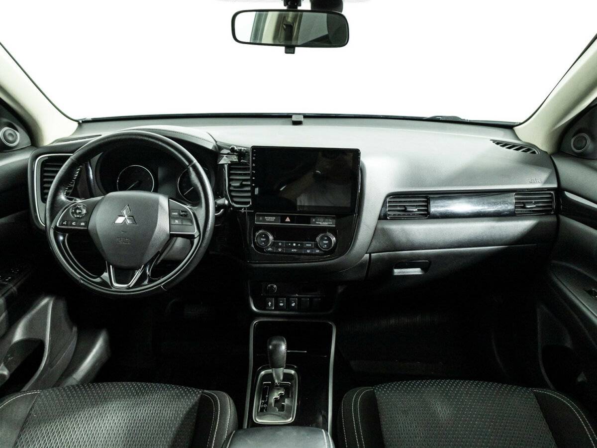 Mitsubishi Outlander б/у, 2018, Вариатор. Фото: #12