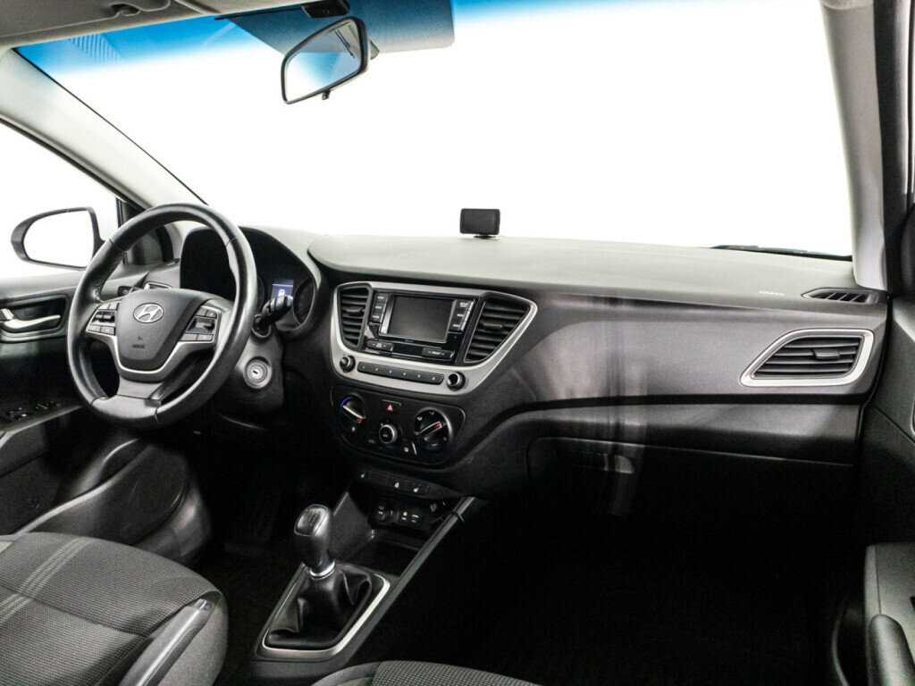 Hyundai Solaris б/у, 2017, Механическая. Фото: #8