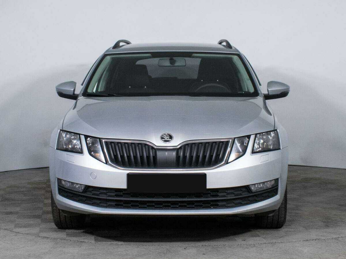 Skoda Octavia б/у, 2018, Автоматическая. Фото: #1