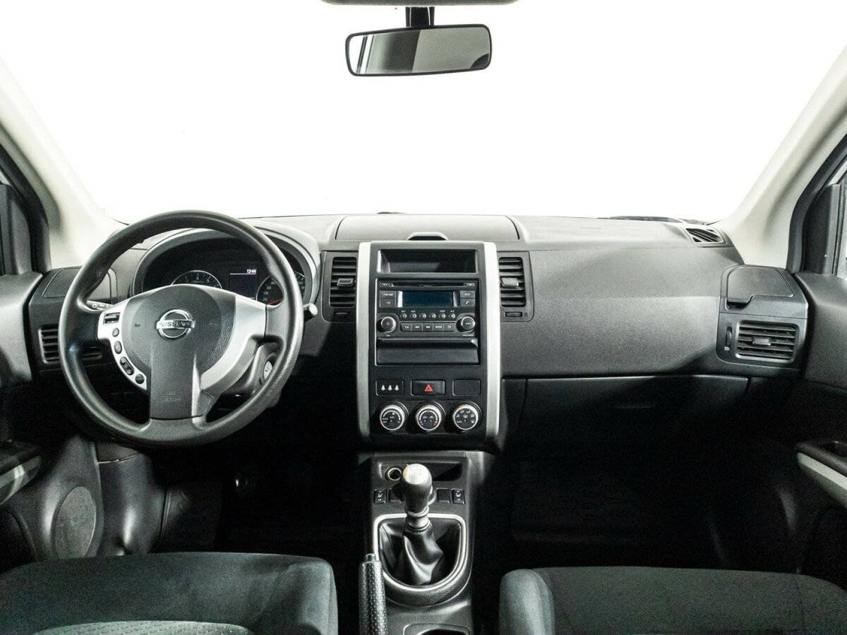 Nissan X-Trail б/у, 2014, Механическая. Фото: #12