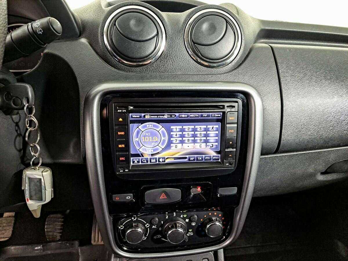 Renault Duster б/у, 2012, Механическая. Фото: #12