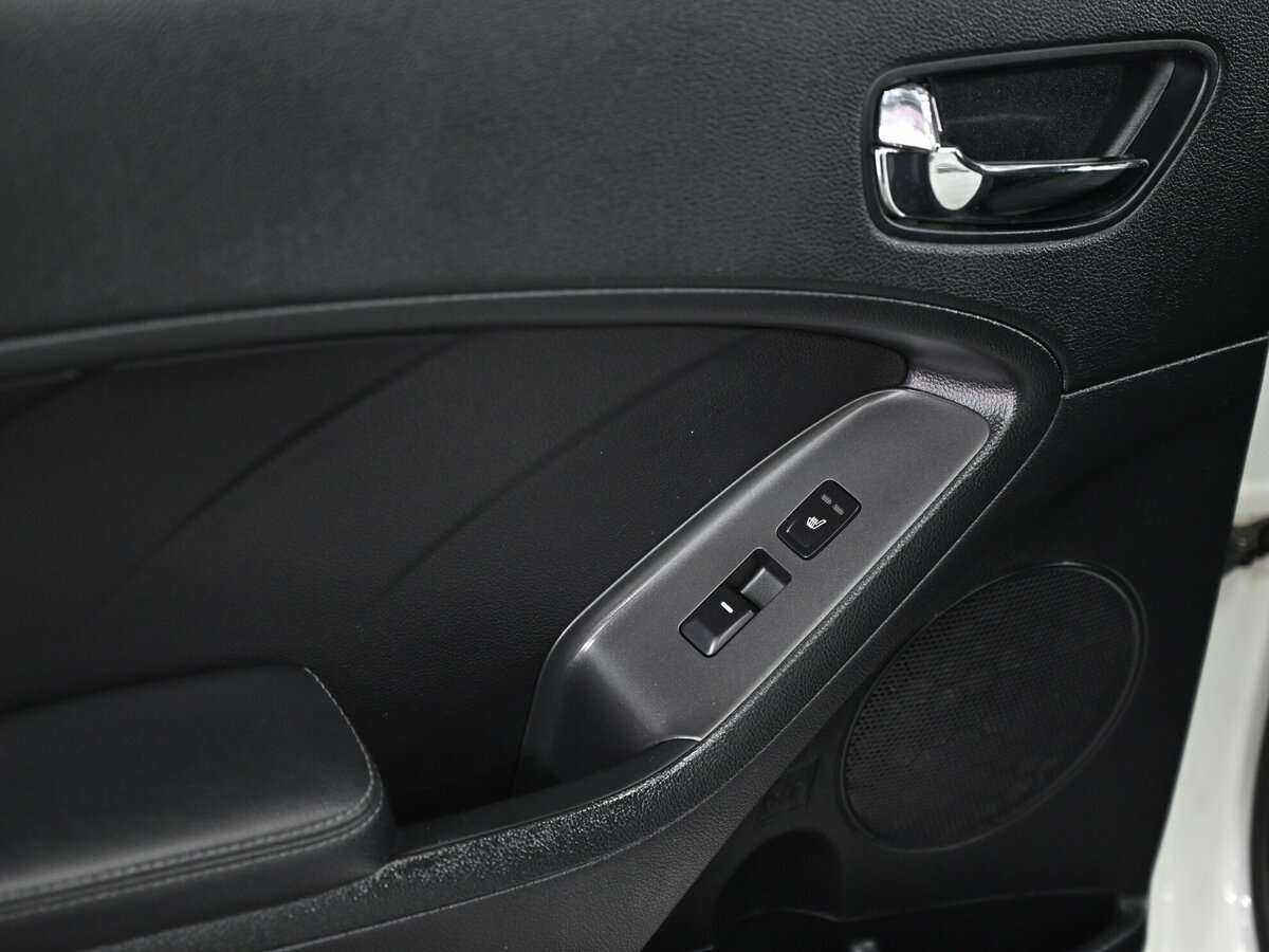 Kia Cerato б/у, 2015, Автоматическая. Фото: #12