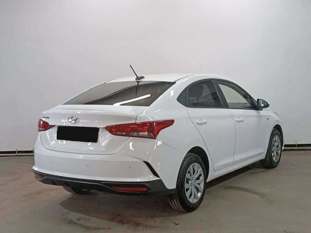 Hyundai Solaris б/у, 2022, Автоматическая. Фото: #4