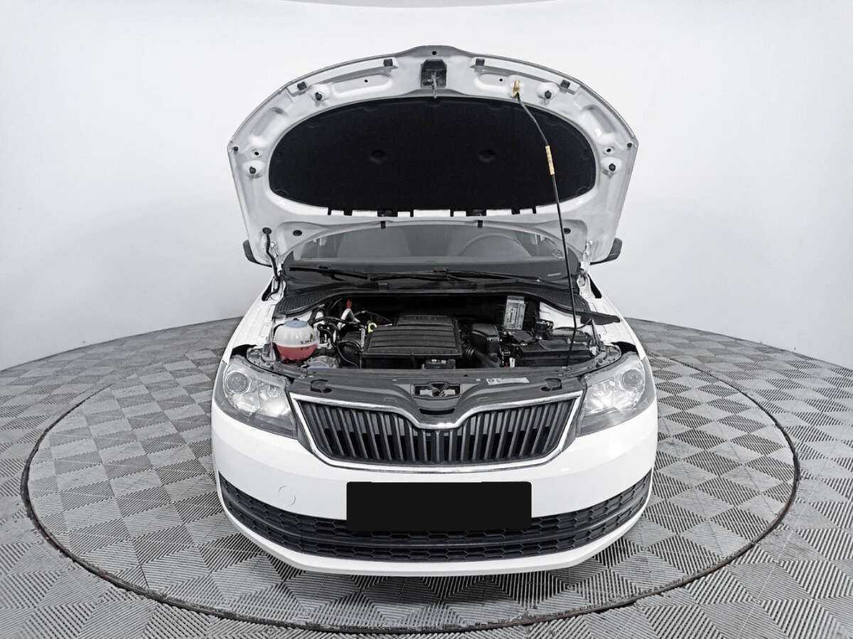 Skoda Rapid б/у, 2017, Механическая. Фото: #8