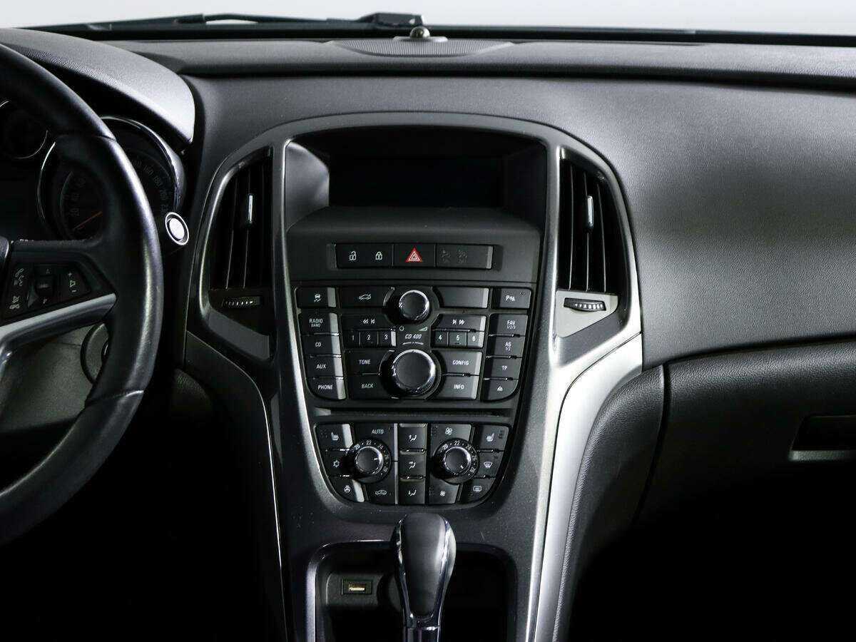 Opel Astra б/у, 2013, Автоматическая. Фото: #12