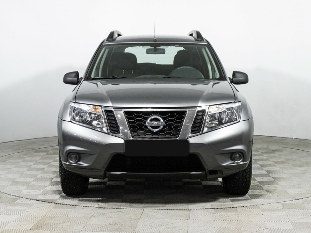 Nissan Terrano б/у, 2014, Автоматическая. Фото: #1