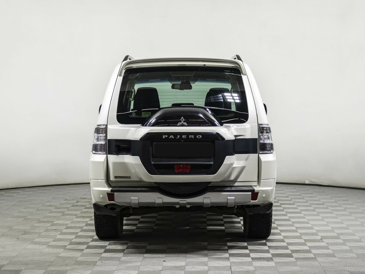 Mitsubishi Pajero б/у, 2014, Автоматическая. Фото: #4