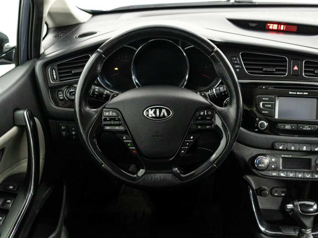 Kia Ceed б/у, 2013, Автоматическая. Фото: #15