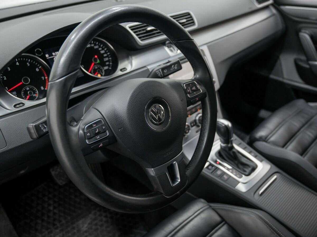 Volkswagen Passat CC б/у, 2012, Роботизированная. Фото: #17