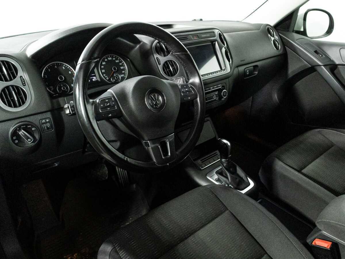 Volkswagen Tiguan б/у, 2015, Автоматическая. Фото: #10