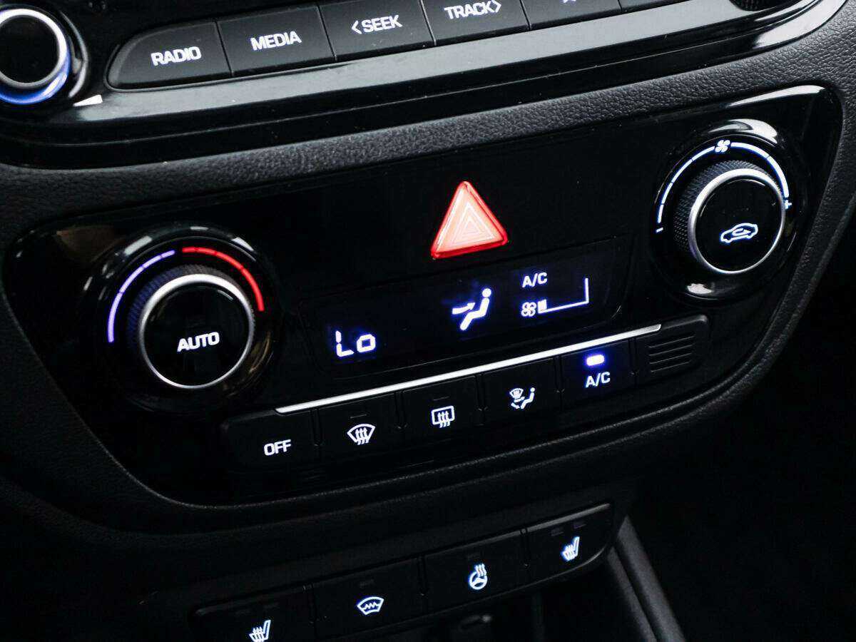Hyundai Solaris б/у, 2021, Автоматическая. Фото: #15