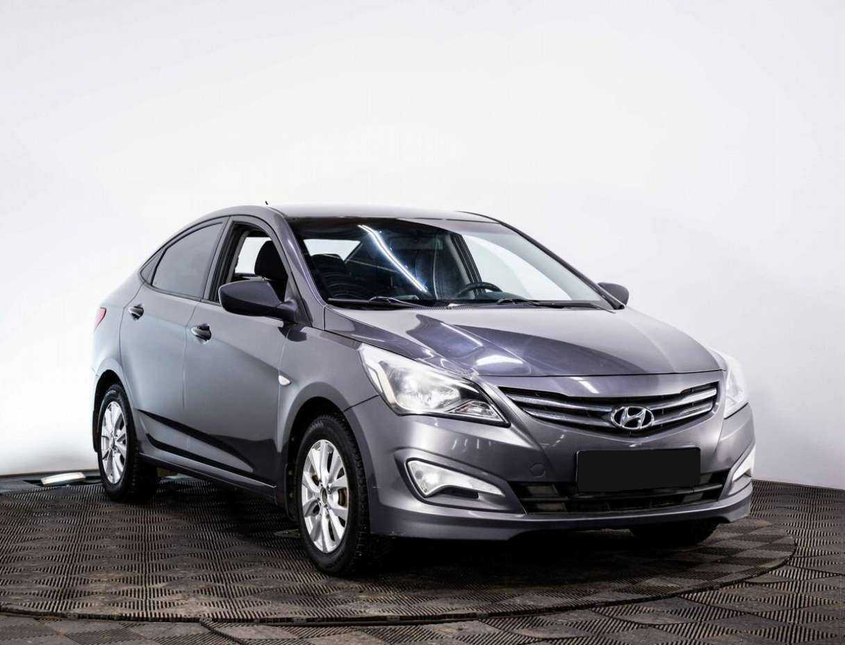 Hyundai Solaris б/у, 2015, Автоматическая. Фото: #2