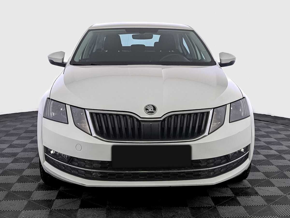 Skoda Octavia б/у, 2019, Механическая. Фото: #1
