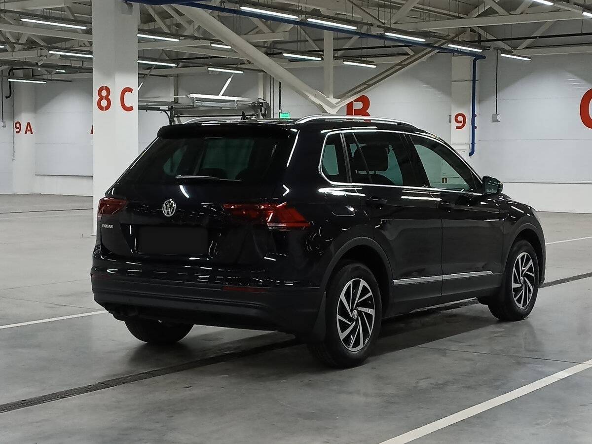 Volkswagen Tiguan б/у, 2018, Роботизированная. Фото: #4