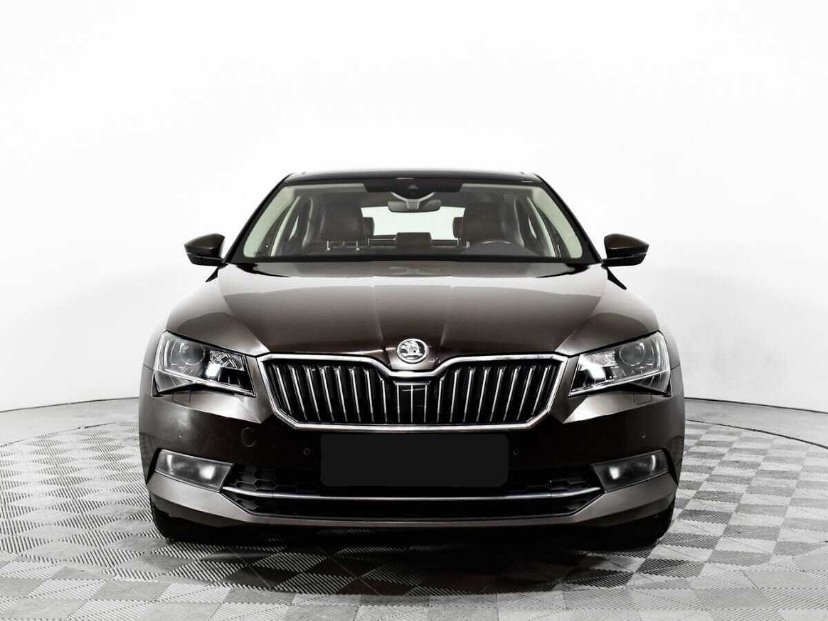 Skoda Superb б/у, 2016, Роботизированная. Фото: #1