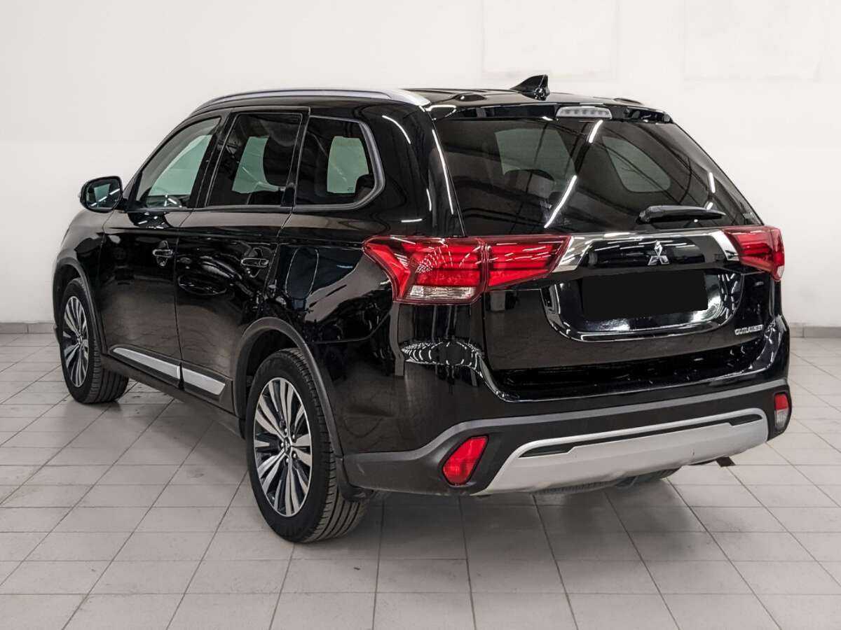 Mitsubishi Outlander б/у, 2020, Вариатор. Фото: #6