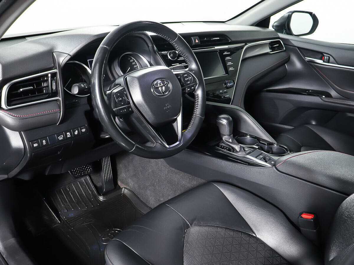 Toyota Camry б/у, 2020, Автоматическая. Фото: #12