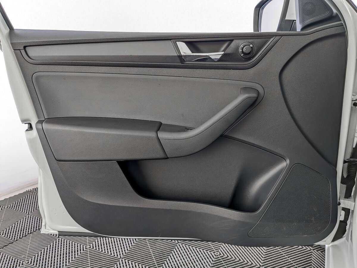 Skoda Rapid б/у, 2018, Автоматическая. Фото: #18