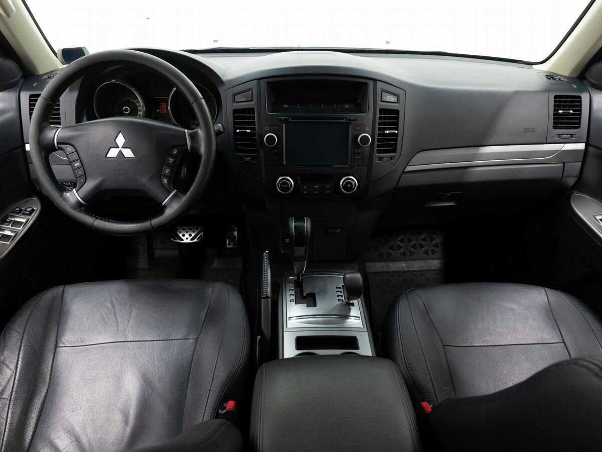 Mitsubishi Pajero б/у, 2013, Автоматическая. Фото: #14