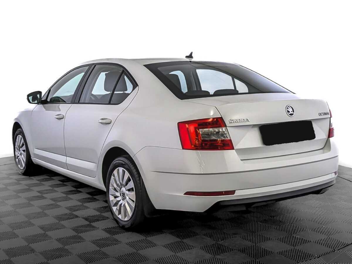 Skoda Octavia б/у, 2019, Механическая. Фото: #6